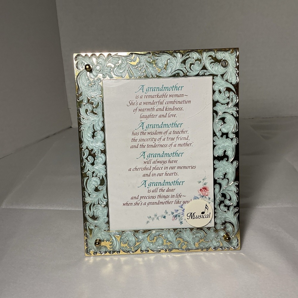 Vintage Summit Collection Musical Picture Frame "A Grandmother" TESTED!